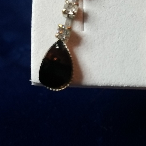 Crystal and Black earrings - Picture 2 of 4